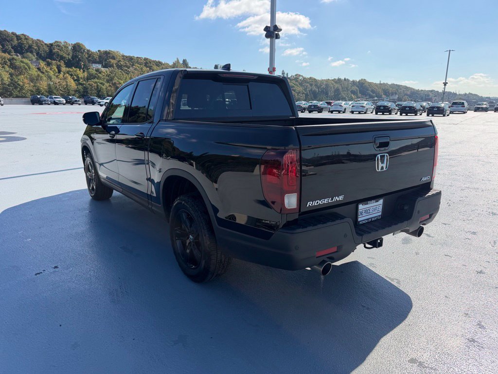 Certified 2023 Honda Ridgeline Black Edition image 9
