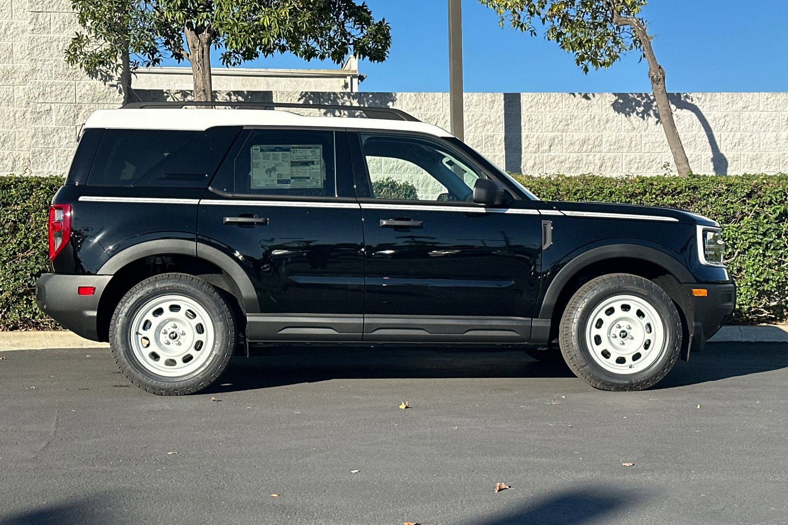 New 2025 Ford Bronco Sport Heritage w/ Convenience Package image 3