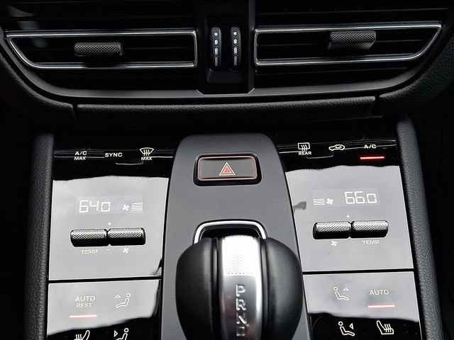 Certified 2026 Porsche Macan S AWD/4WD image 19