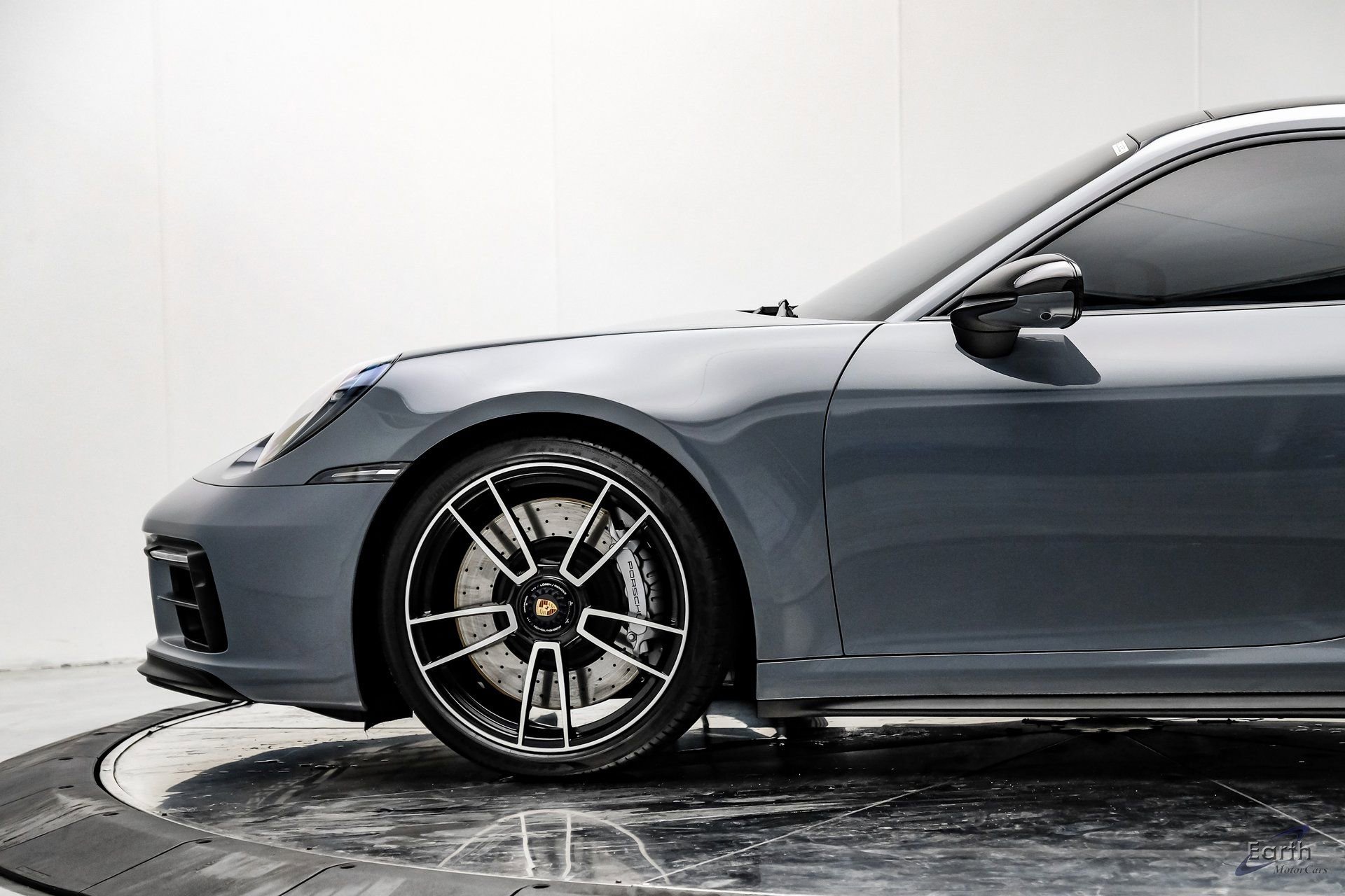 Used 2024 Porsche 911 Carrera GTS RWD image 8