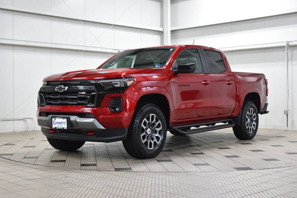 New 2026 Chevrolet Colorado Z71 w/ Technology Package AWD/4WD image 3
