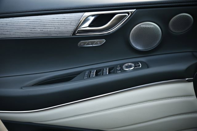 New 2026 Genesis GV80 2.5T Advanced image 17