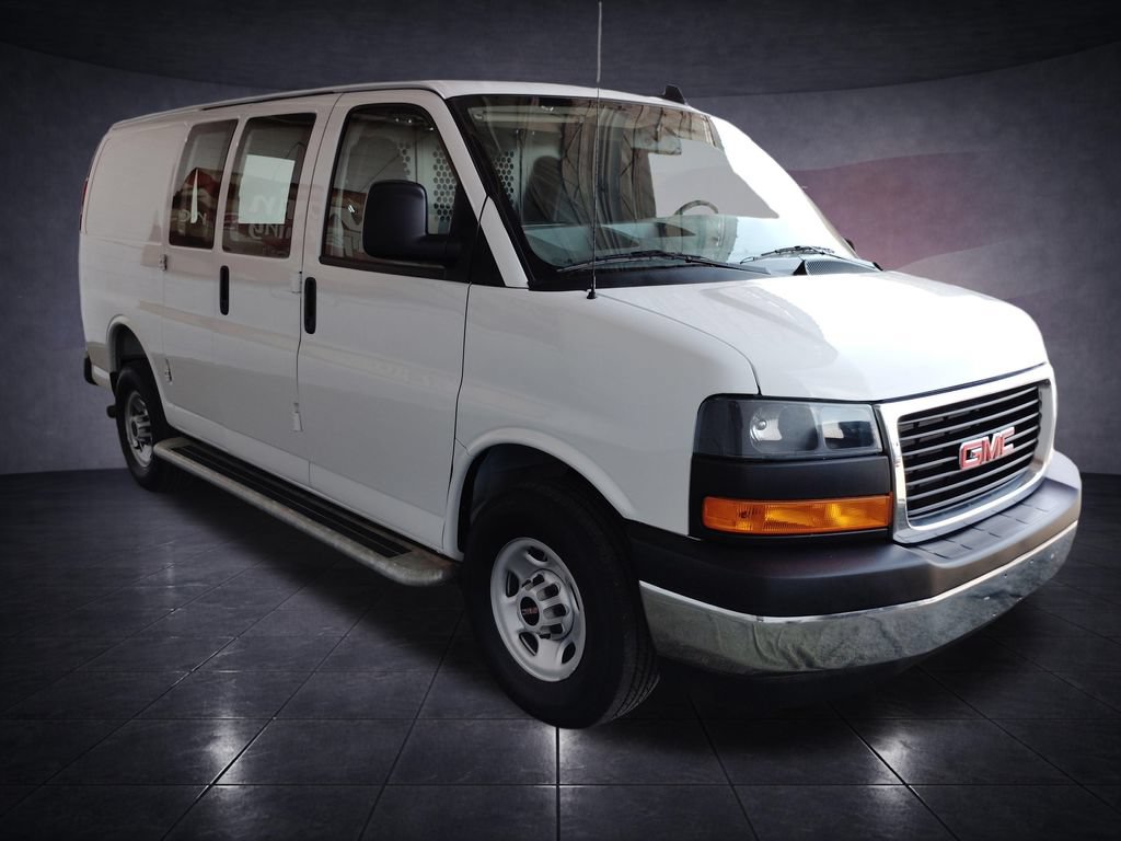 Used 2025 GMC Savana 2500 w/ Driver Convenience Package RWD image 7