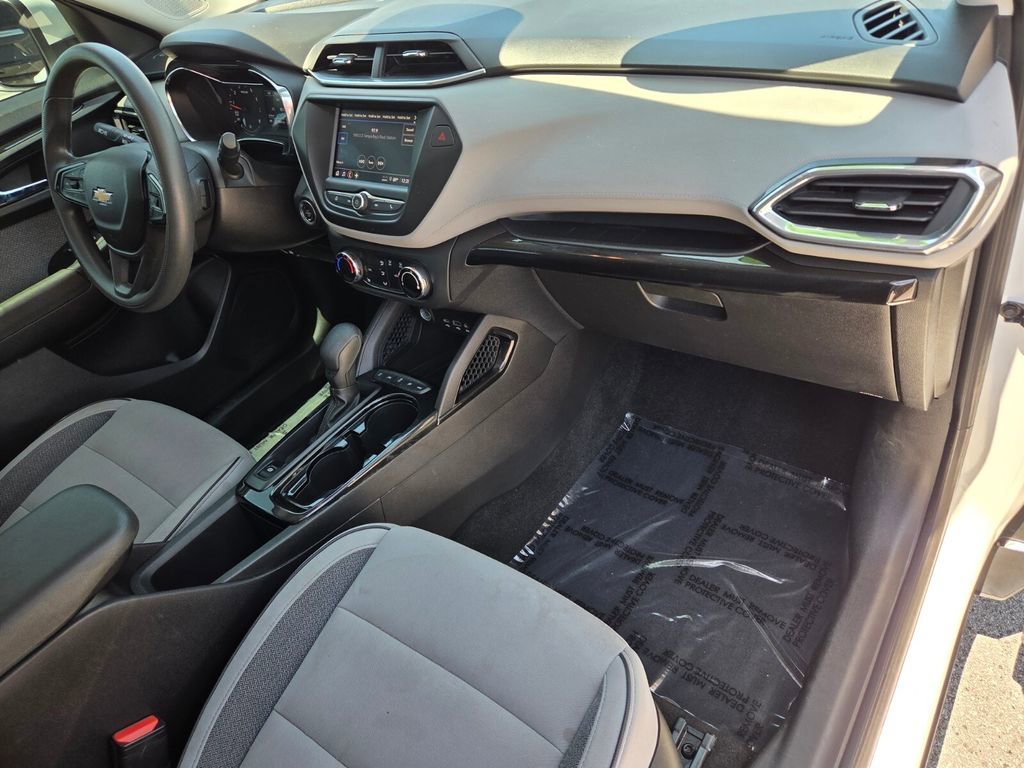 Certified 2021 Chevrolet TrailBlazer LT AWD/4WD image 17