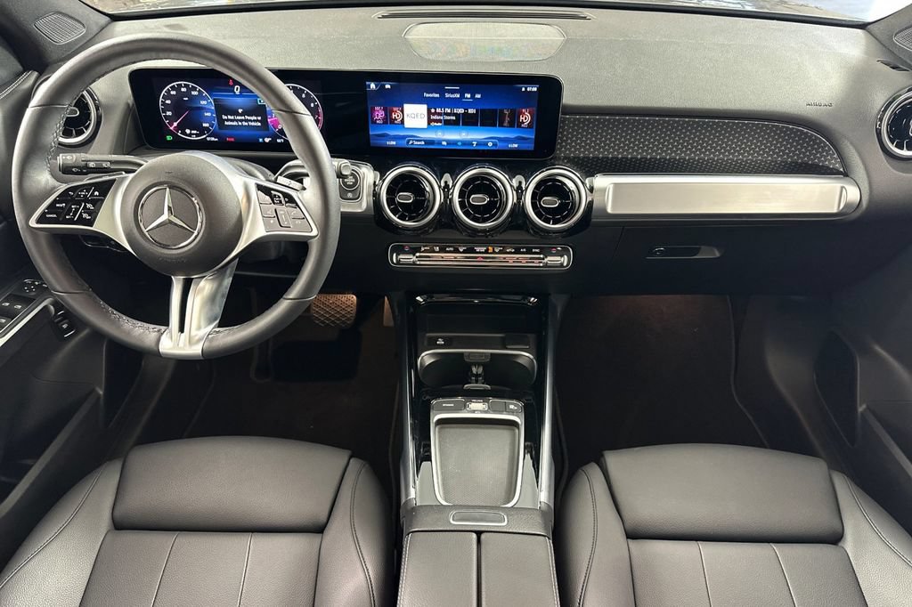 Certified 2026 Mercedes-Benz GLB 250 4MATIC image 17