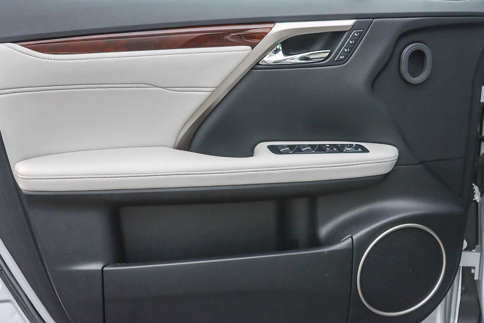 Used 2017 Lexus RX 350 AWD image 19