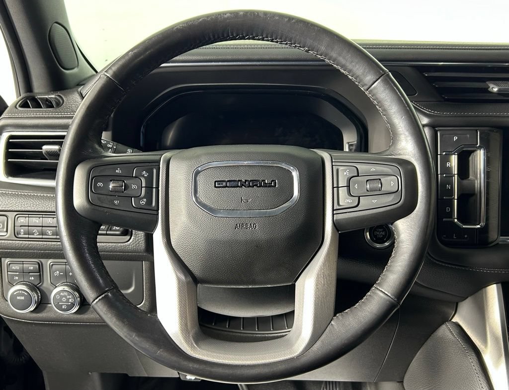 Used 2022 GMC Yukon XL Denali AWD/4WD image 29