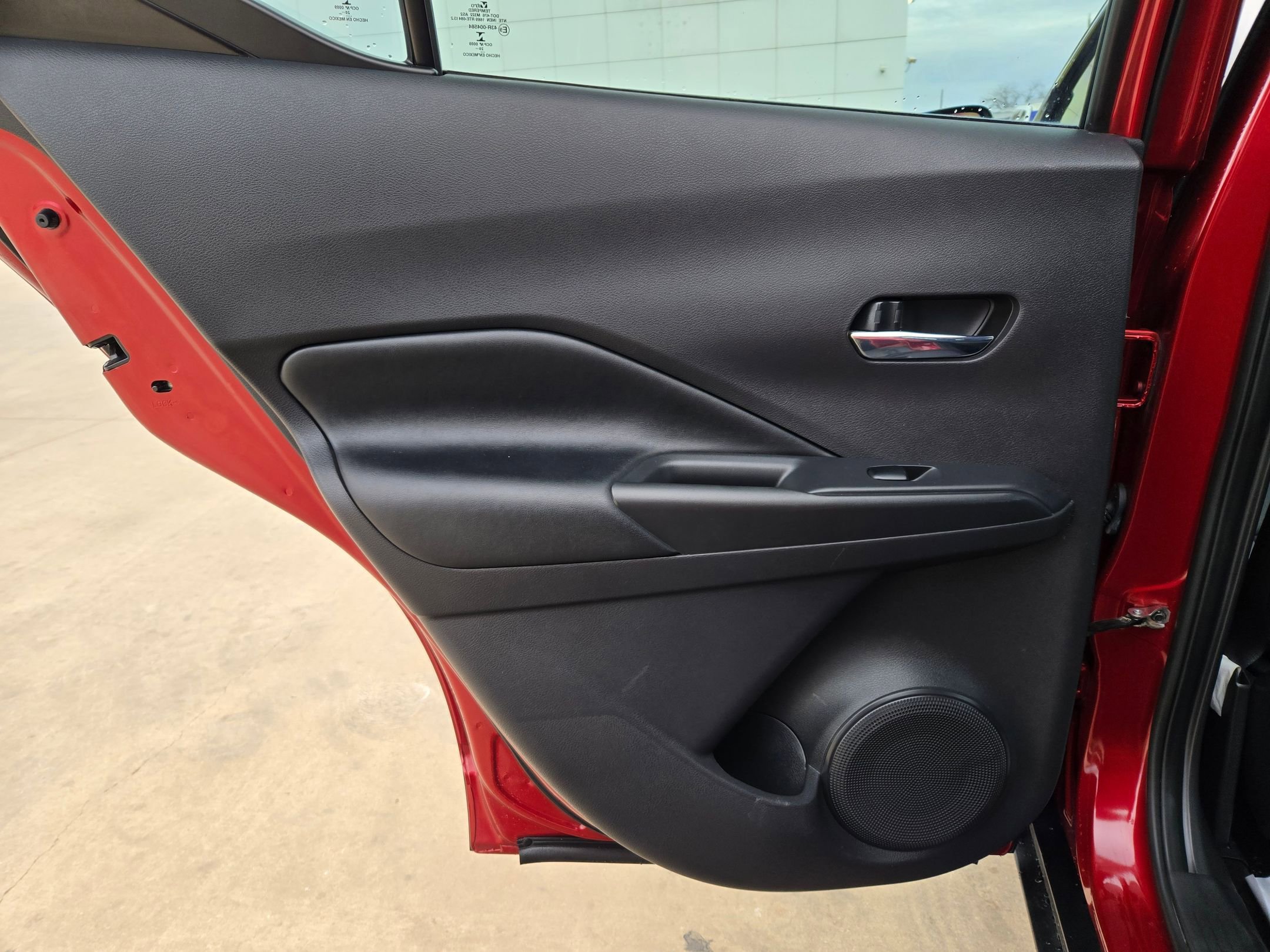 Used 2020 Nissan Kicks SR w/ SR Premium Package image 15