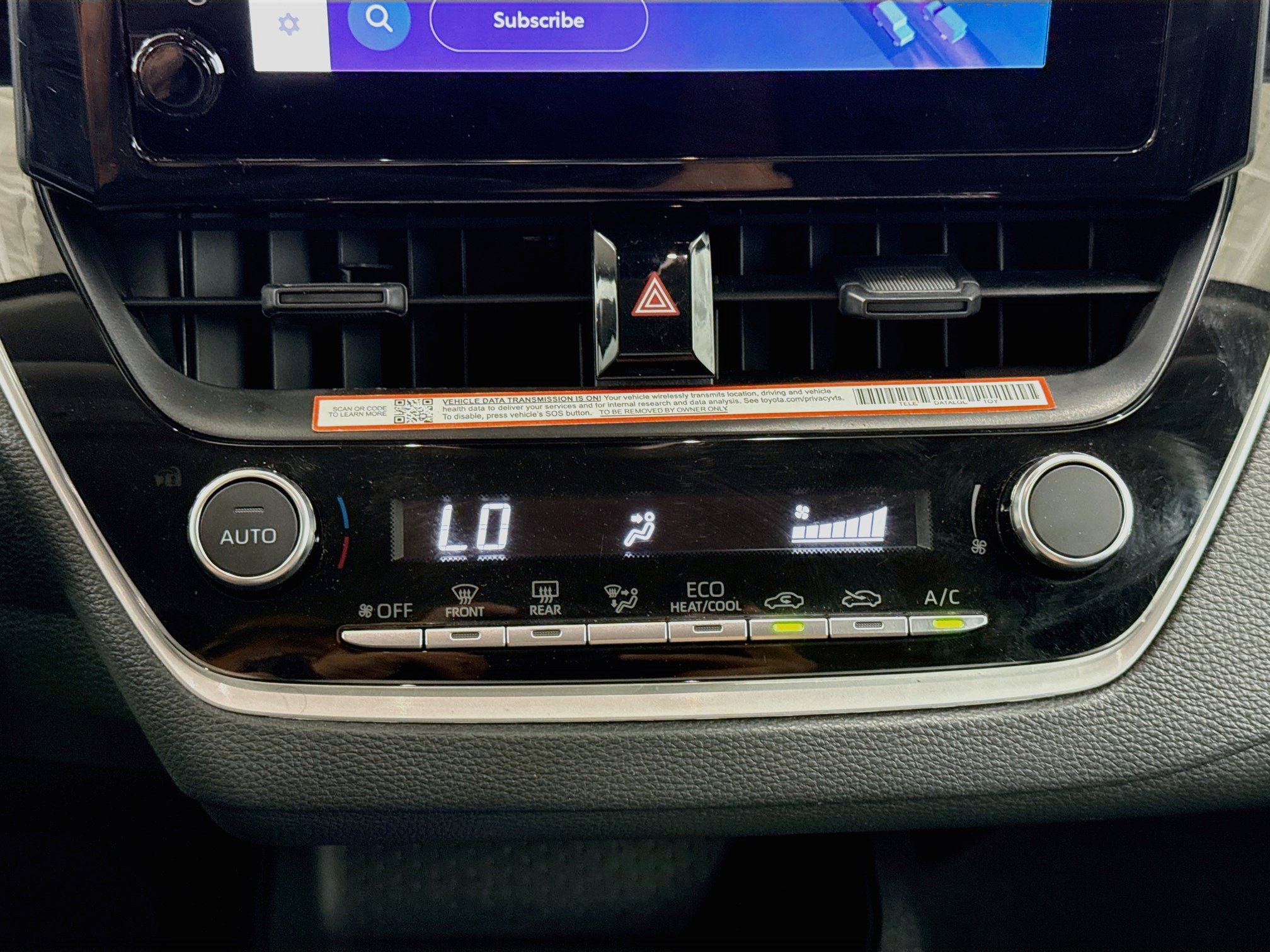 Used 2025 Toyota Corolla LE FWD image 23