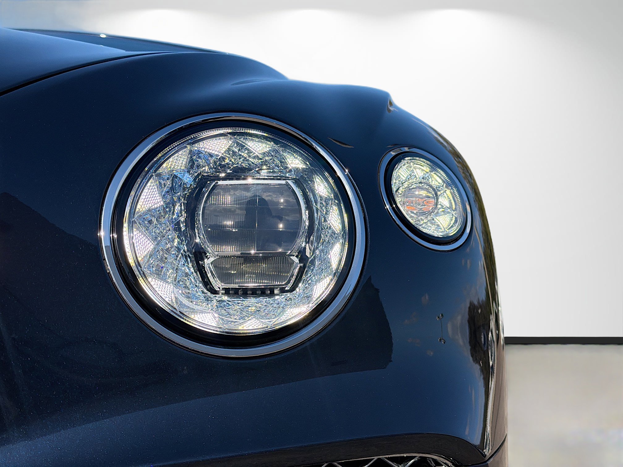 Used 2021 Bentley Continental GT image 9