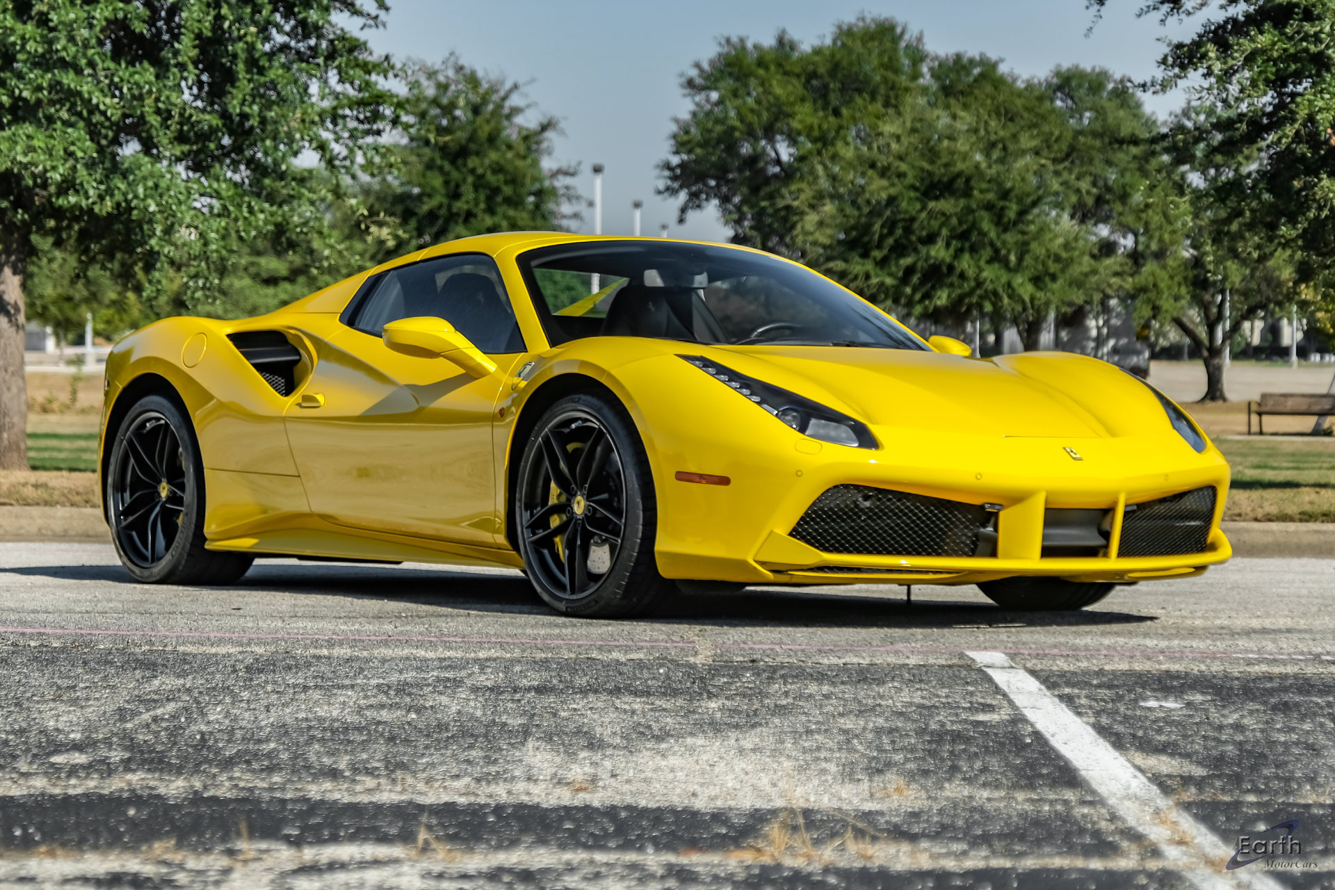 Used 2018 Ferrari 488 Spider RWD image 35