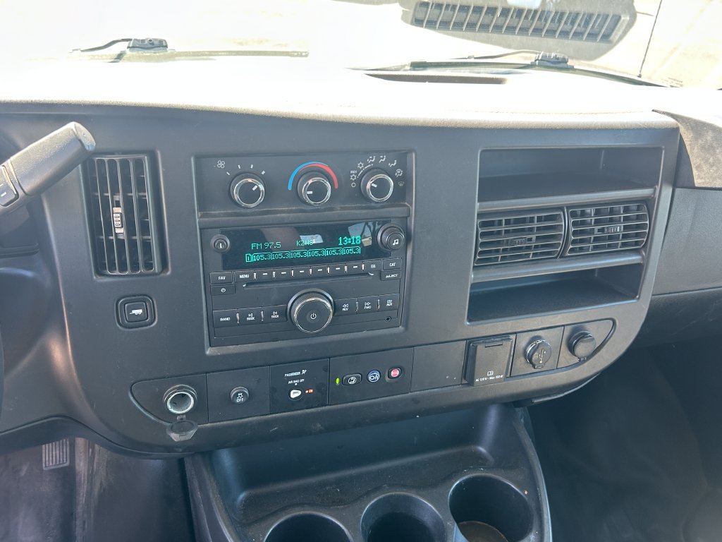 Used 2019 Chevrolet Express 2500 LS w/ Driver Convenience Package RWD image 12