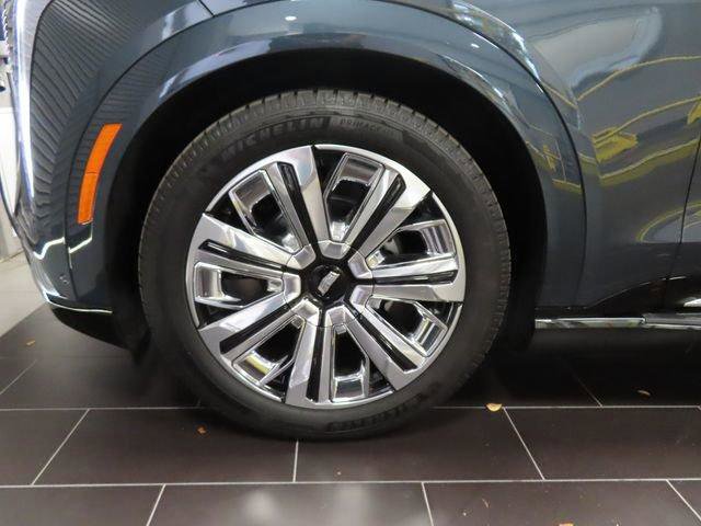 New 2025 Cadillac Escalade IQ Luxury 2 w/ LPO, Radiant Package AWD/4WD image 14