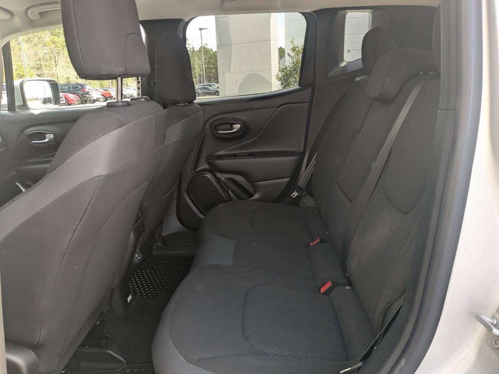 Used 2020 Jeep Renegade Altitude image 14