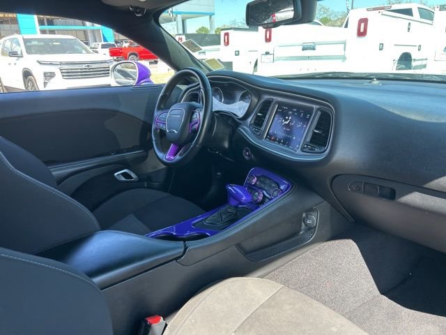 Used 2022 Dodge Challenger R/T Scat Pack w/ Driver Convenience Group RWD image 32