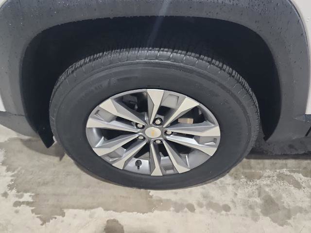 Used 2025 Chevrolet Equinox LT FWD image 9