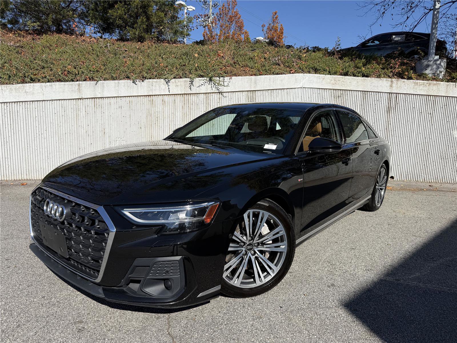 Used 2022 Audi A8 L 3.0T w/ Executive Package image 2