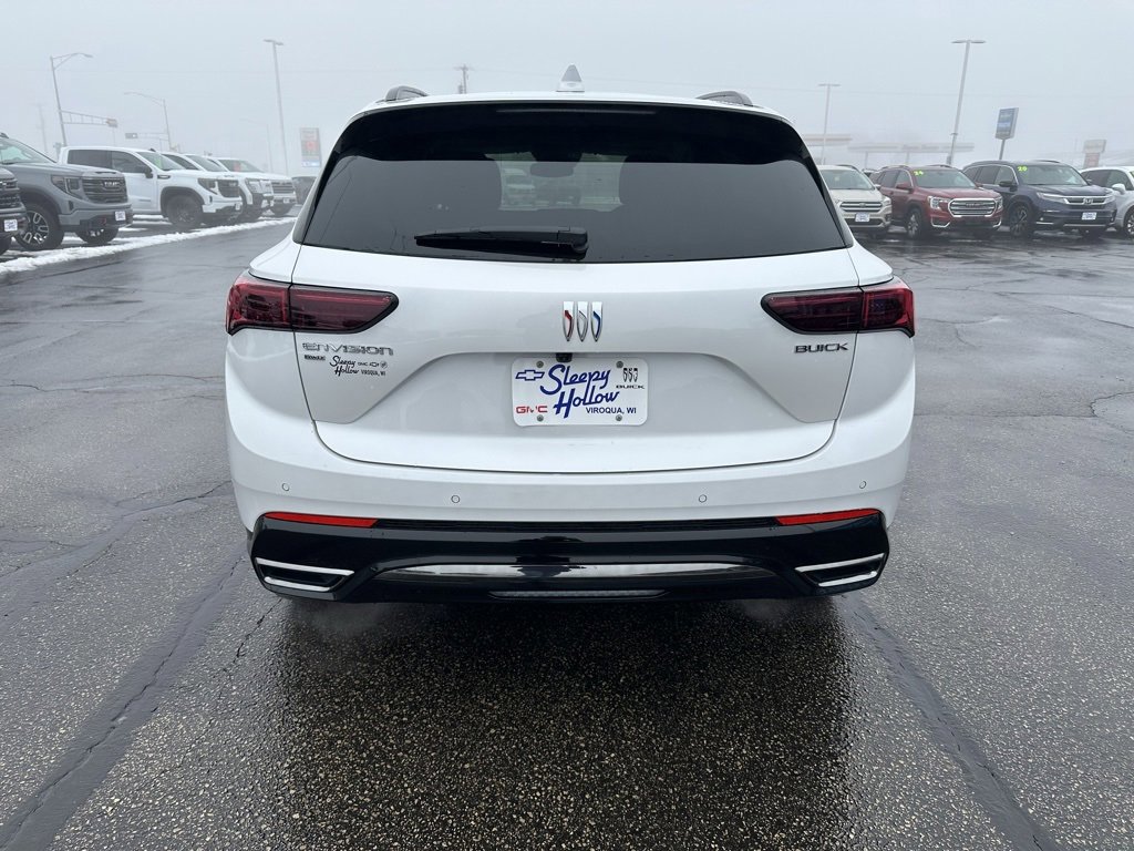 New 2025 Buick Envision Sport Touring image 4