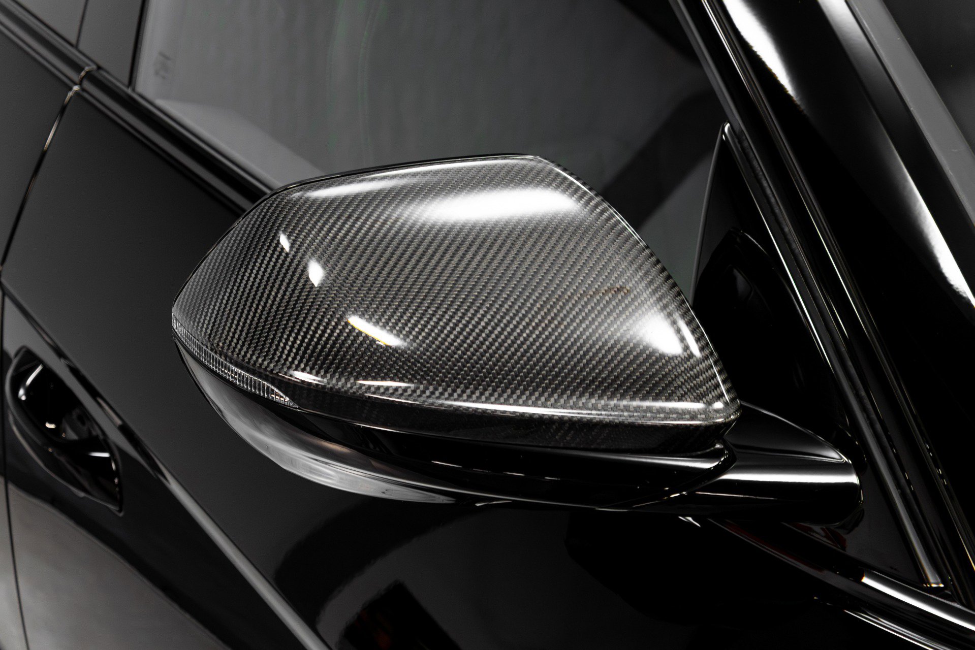 Used 2022 Lamborghini Urus image 53