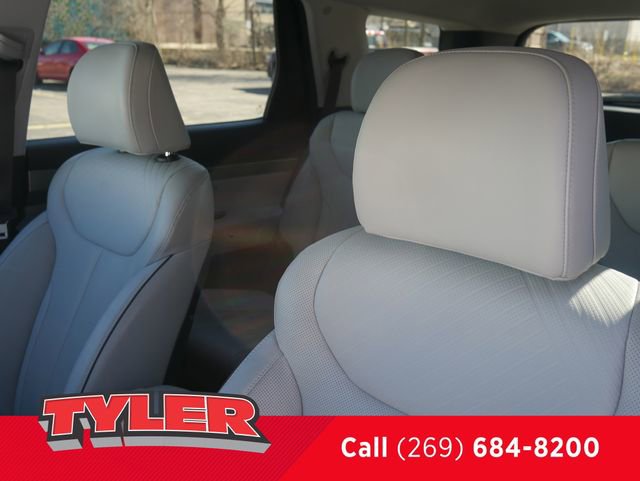 Used 2025 Hyundai Palisade SEL image 40
