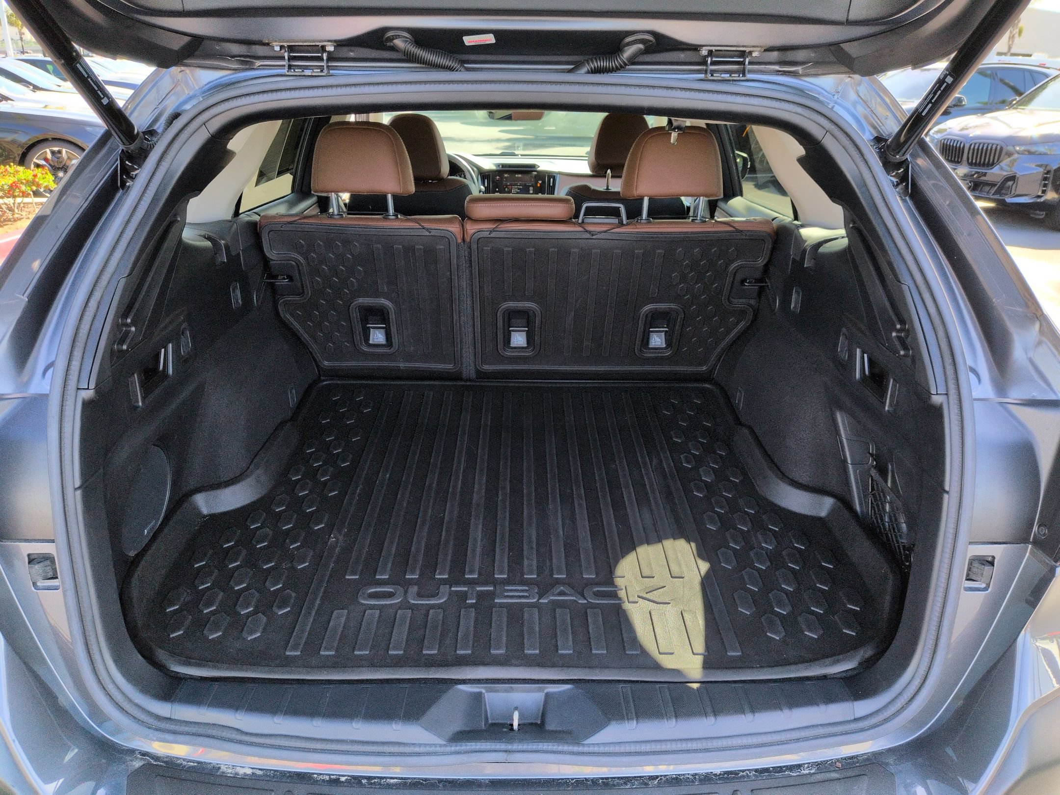 Used 2020 Subaru Outback Touring w/ Popular Package #2 AWD/4WD image 31
