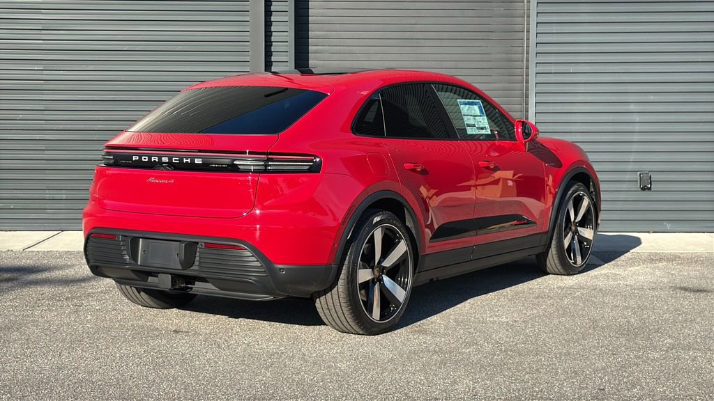New 2026 Porsche Macan 4 Electric image 20