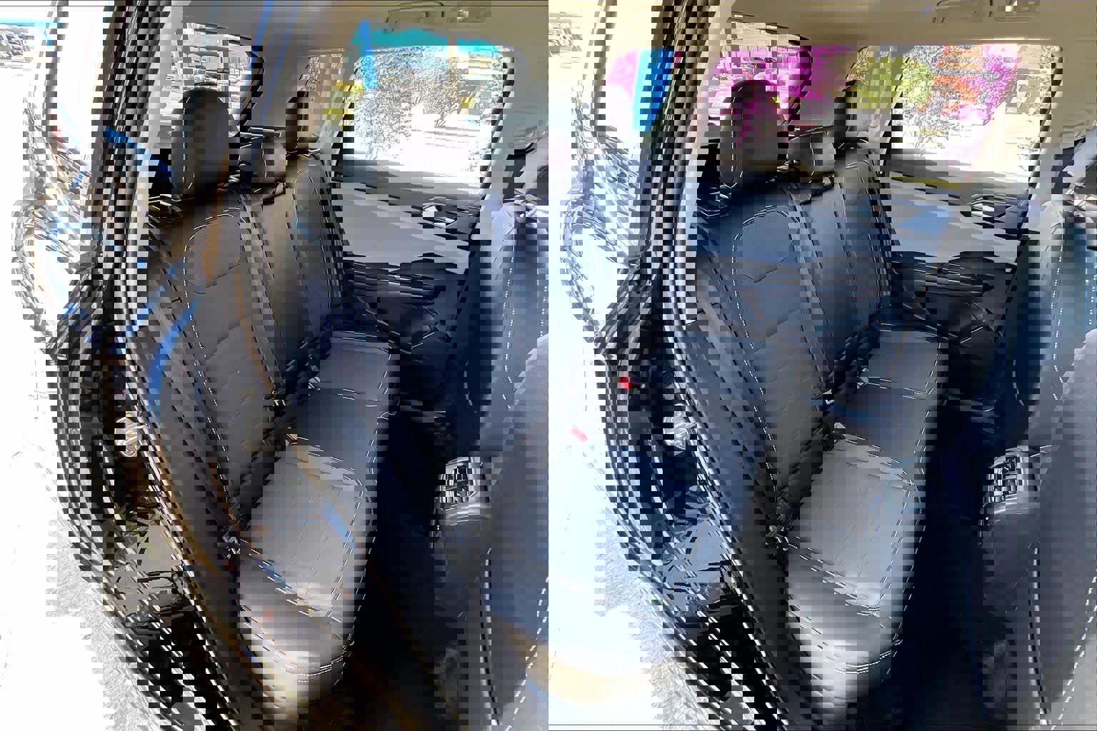 Used 2024 Volkswagen Taos SE image 20