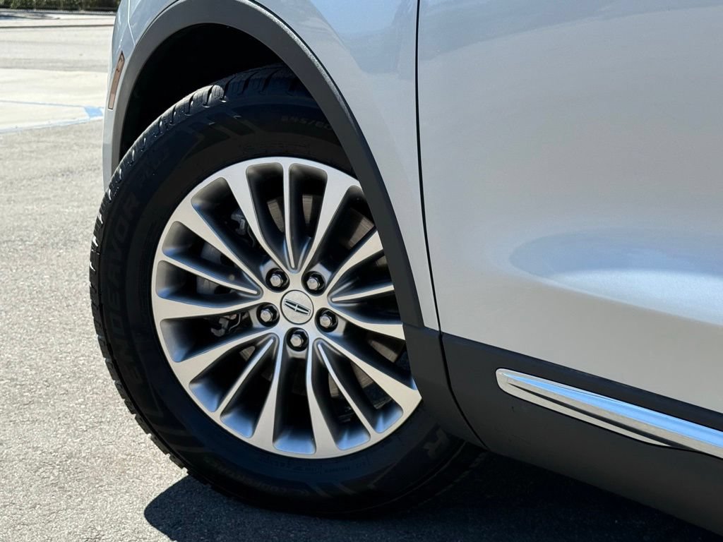 Used 2018 Lincoln MKX Select w/ Select Plus Package FWD image 17