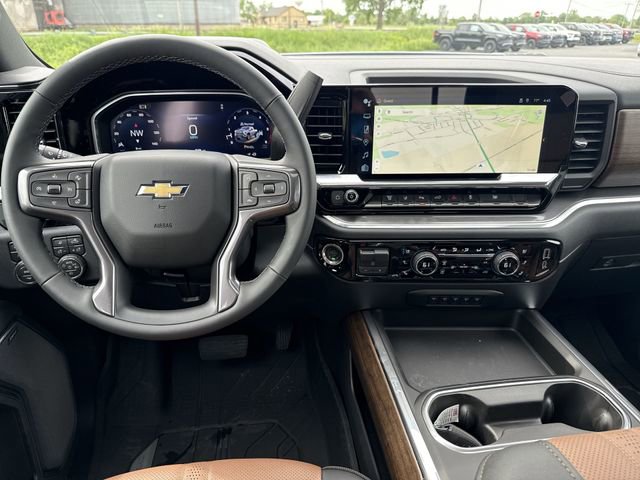 New 2026 Chevrolet Silverado 3500 High Country w/ High Country Premium Package AWD/4WD image 14