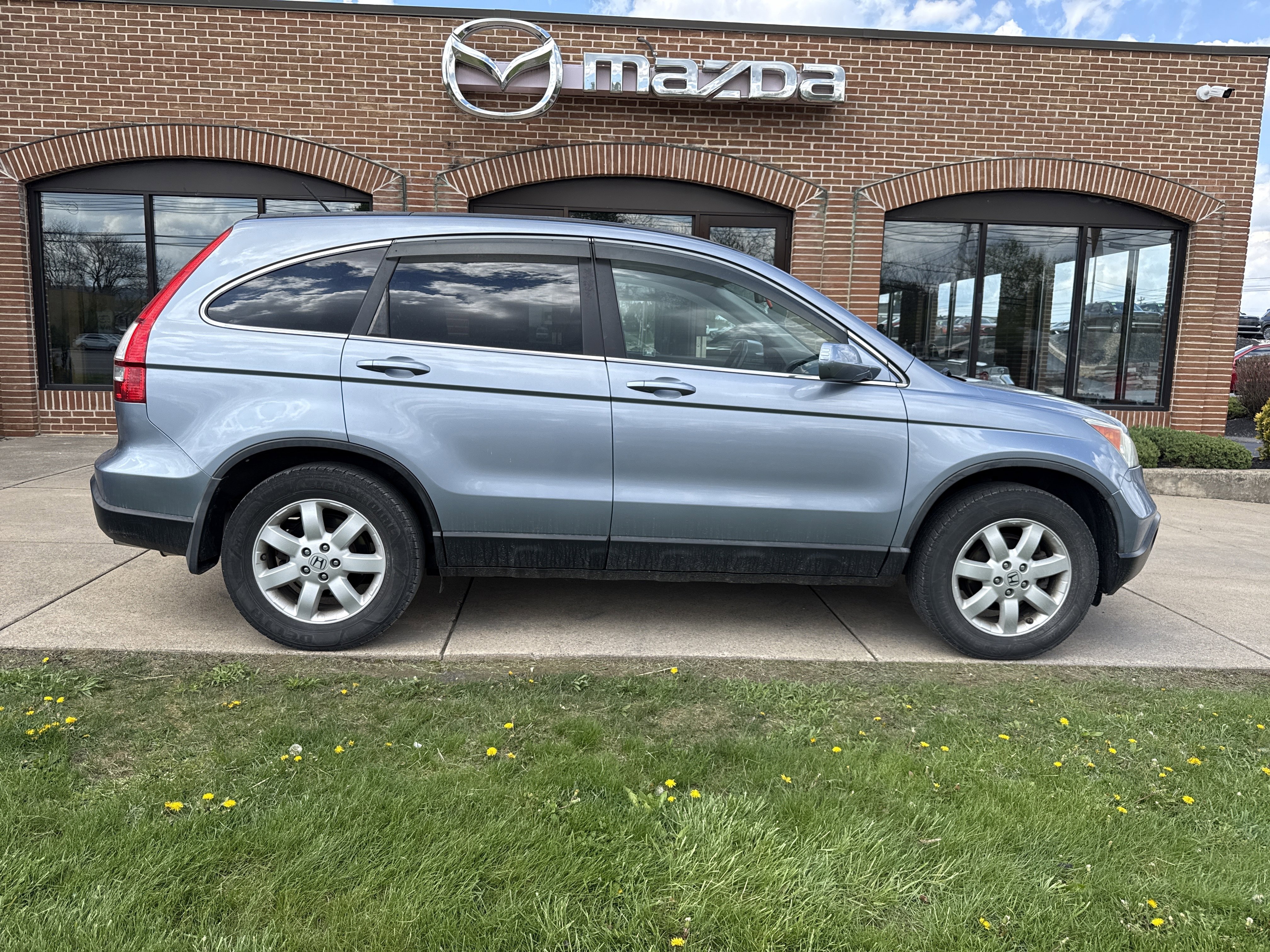 Used 2009 Honda CR-V EX-L image 2