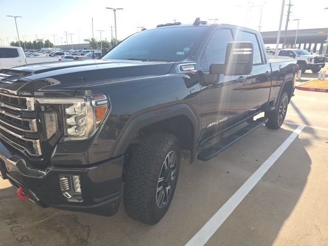 Used 2020 GMC Sierra 2500 AT4 w/ AT4 Premium Package AWD/4WD image 2