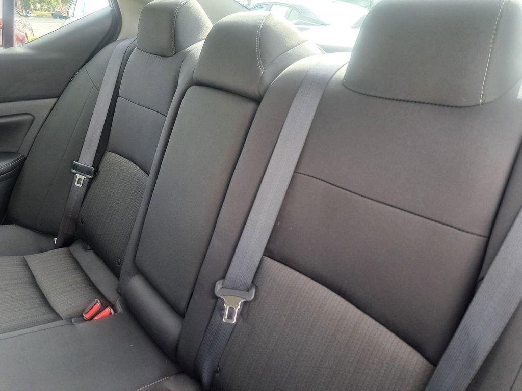 Used 2025 Nissan Altima 2.5 SV image 24