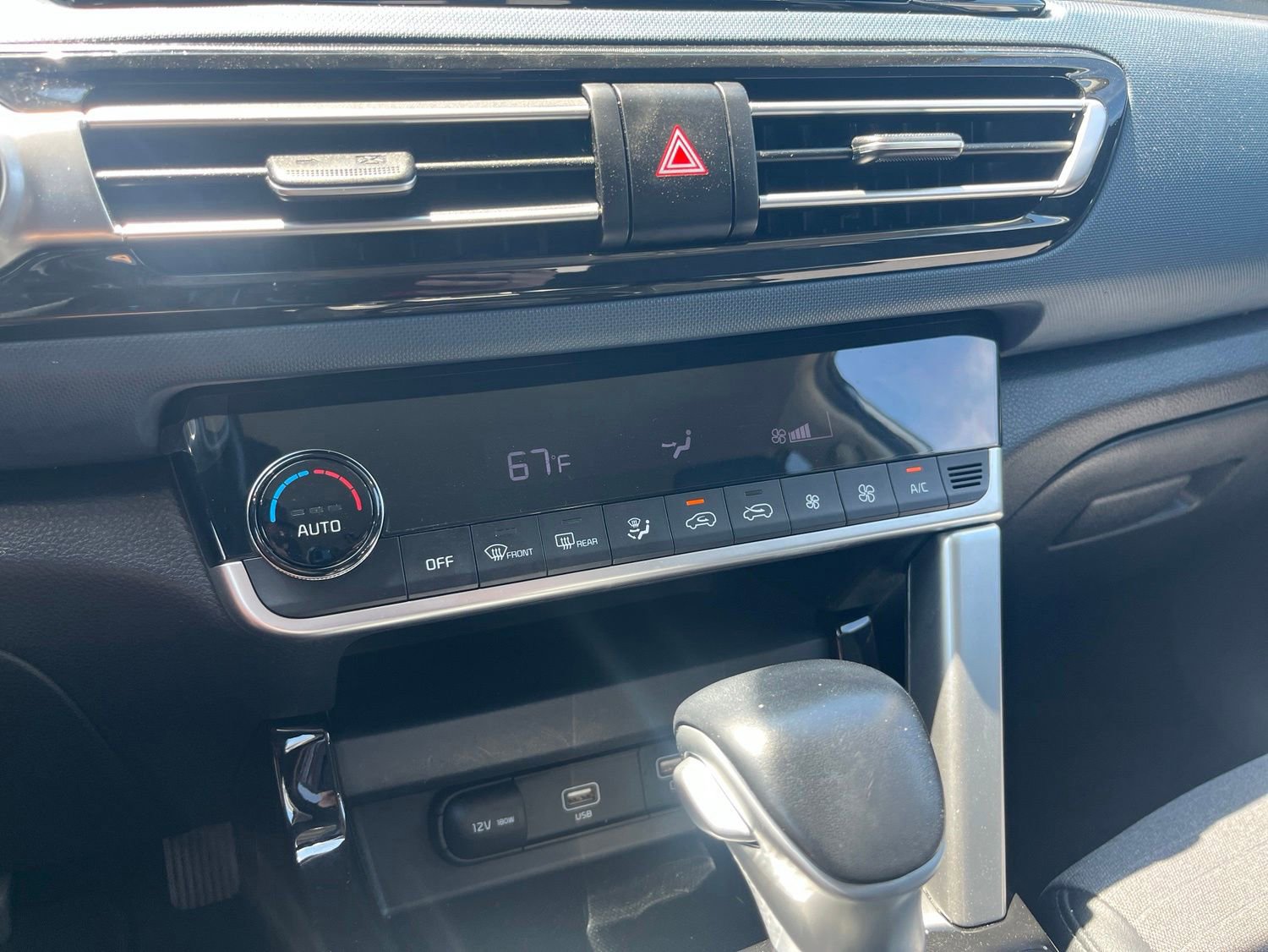 Used 2023 Kia Seltos S w/ Navigation Package AWD/4WD image 25