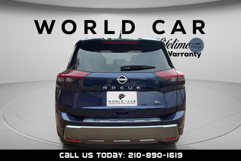 Used 2024 Nissan Rogue SL w/ SL Premium Package image 14