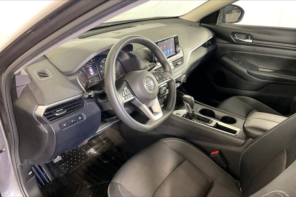 Used 2022 Nissan Altima 2.5 S FWD image 15
