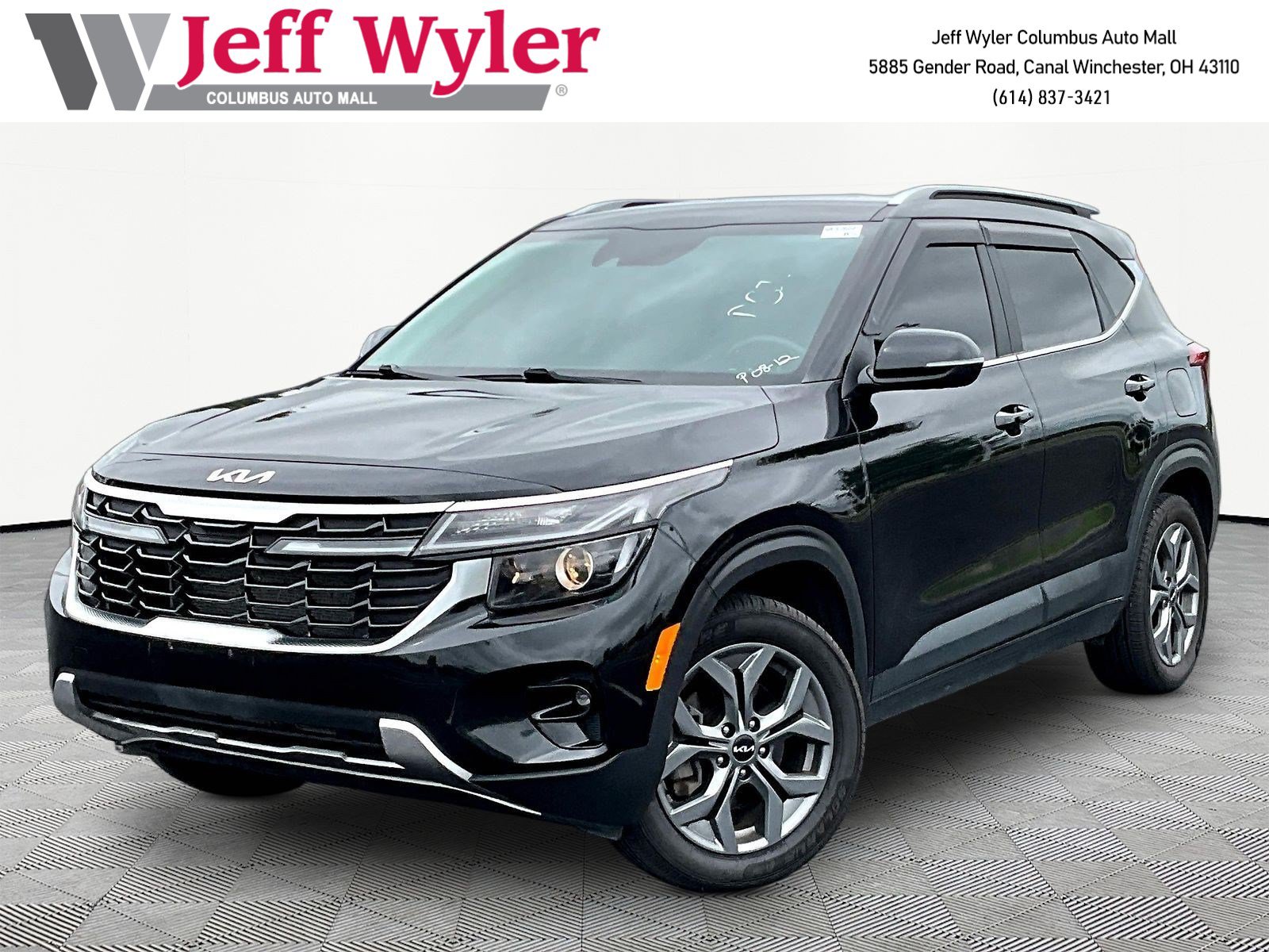 Used 2024 Kia Seltos S AWD/4WD image 1