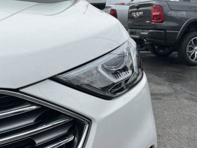 Used 2021 Ford Edge SEL w/ Convenience Package image 9