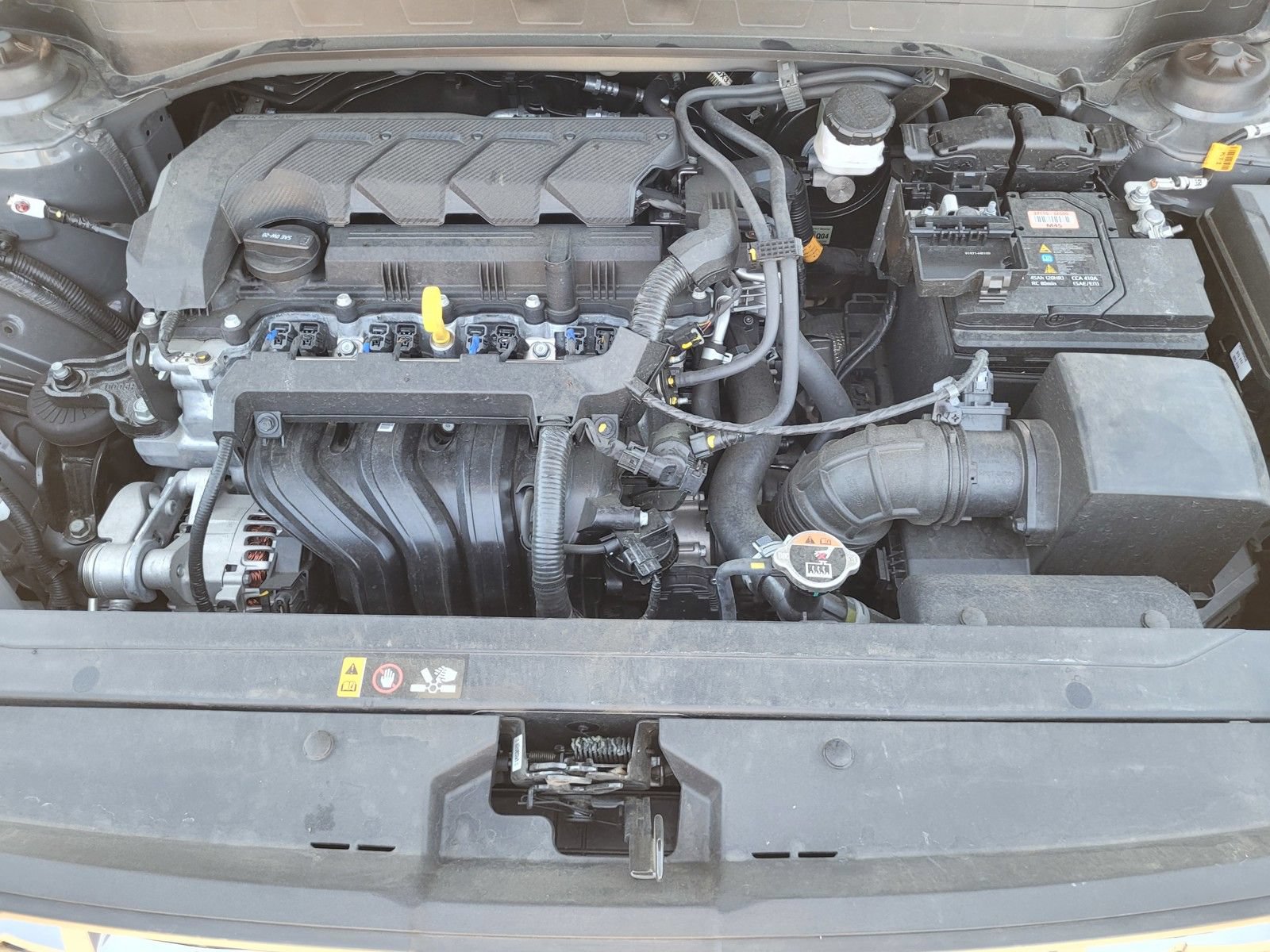 Certified 2025 Hyundai Venue SEL FWD image 34