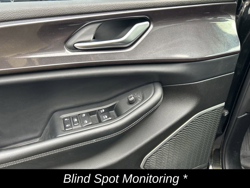 Used 2022 Jeep Grand Cherokee Altitude image 13