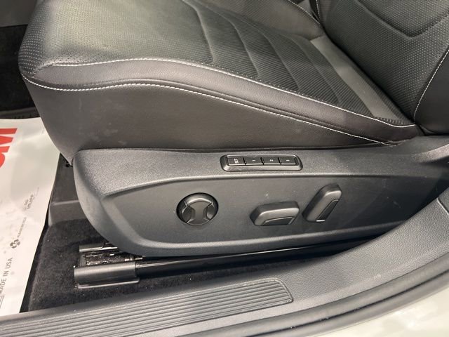Used 2024 Volkswagen Jetta SEL FWD image 10