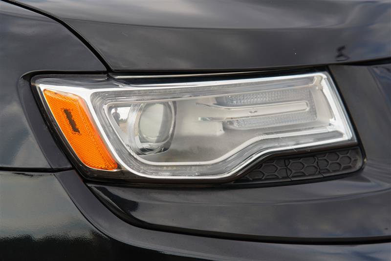 Used 2015 Jeep Grand Cherokee Limited w/ Luxury Group II AWD/4WD image 25