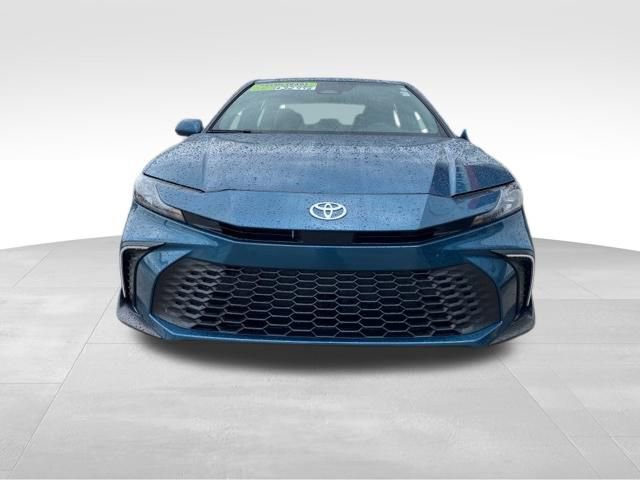 Used 2026 Toyota Camry SE w/ Multimedia Upgrade Package image 25