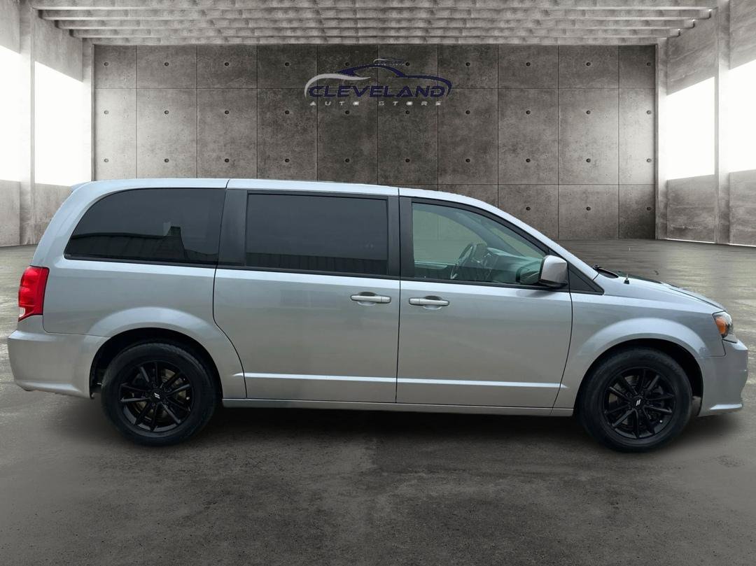 Used 2020 Dodge Grand Caravan GT FWD image 2