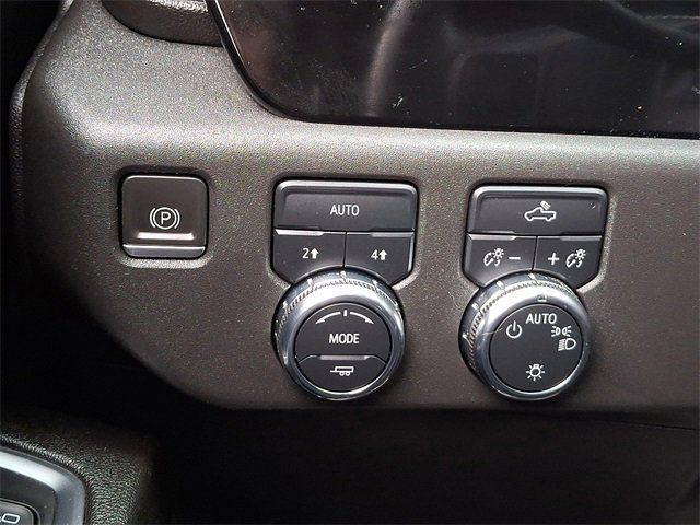 Used 2023 GMC Sierra 1500 SLE image 28