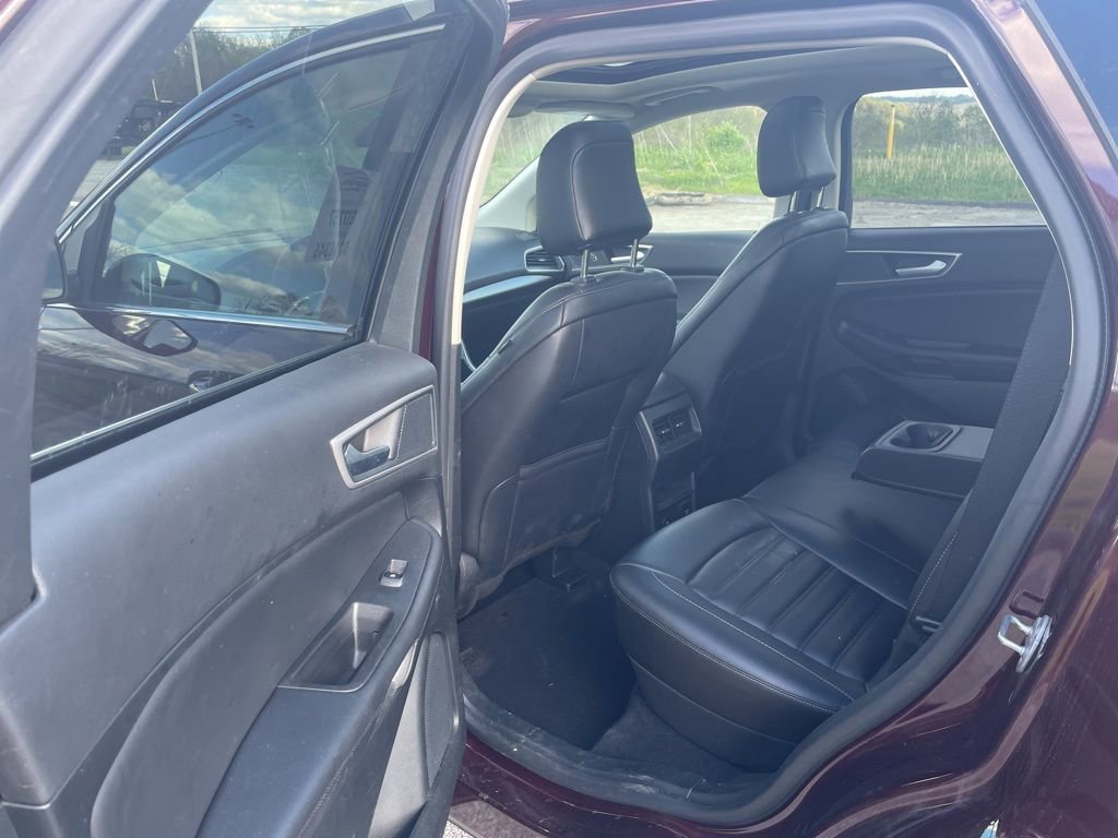 Used 2024 Ford Edge SEL w/ Convenience Package image 12