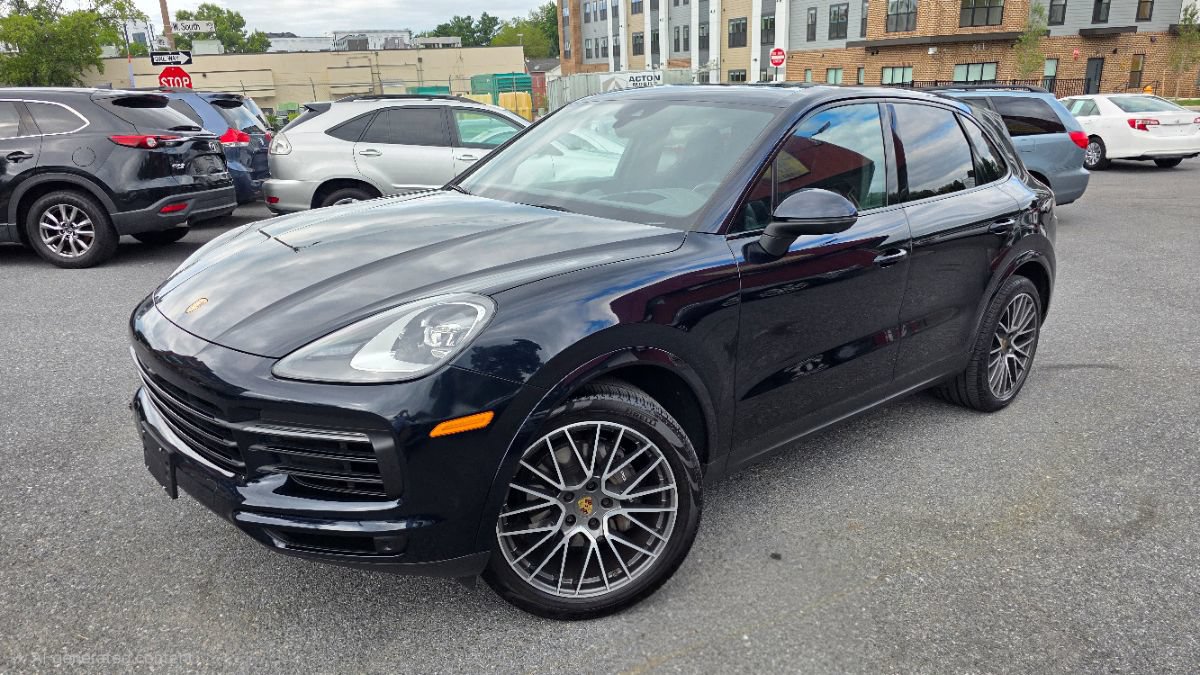 Used 2020 Porsche Cayenne AWD/4WD image 3