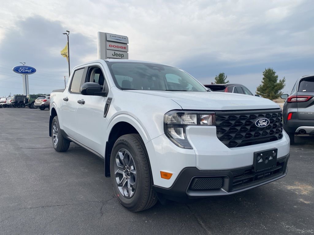 New 2026 Ford Maverick XLT w/ XLT Luxury Package AWD/4WD image 2