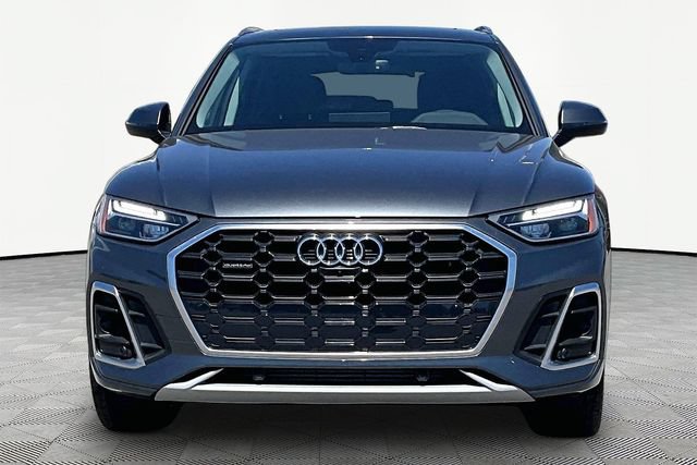 Used 2023 Audi Q5 2.0T Premium Plus w/ Premium Plus Package AWD/4WD image 3
