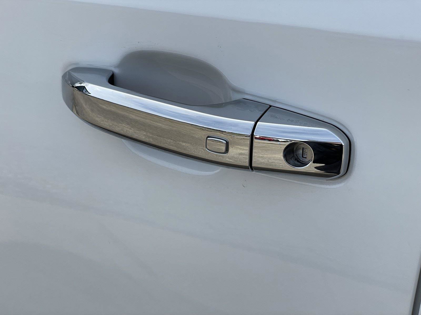 Used 2025 GMC Sierra 1500 SLT image 36