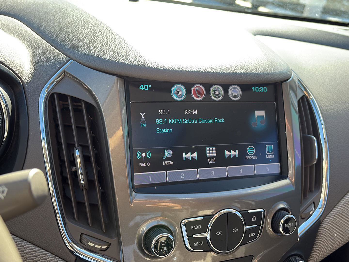 Used 2016 Chevrolet Cruze LT w/ Sun And Sound Package image 18